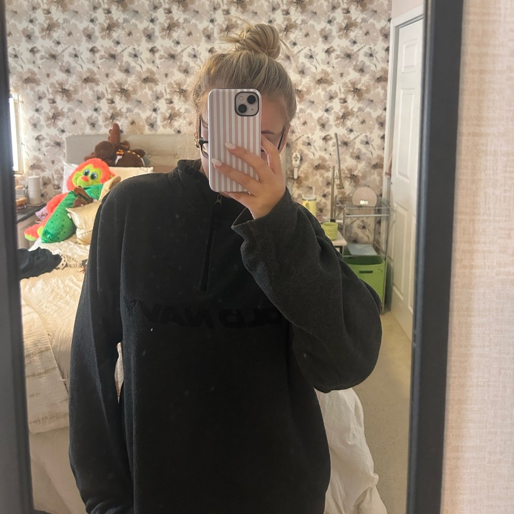 Old Navy Dark Gray Quarter Zip Sweater